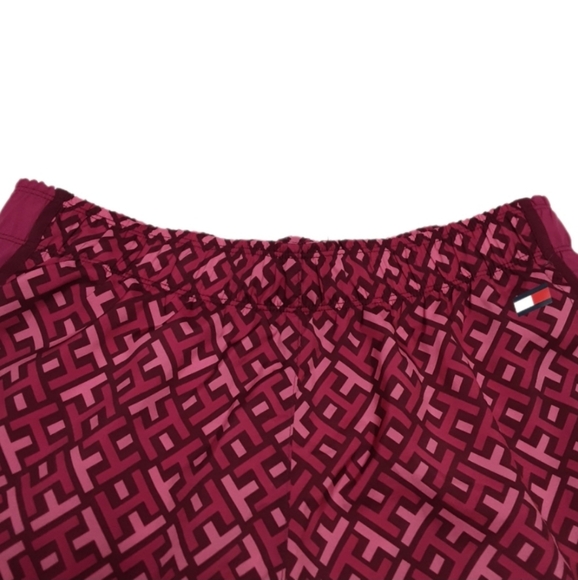 Tommy Hilfiger Athletic Shorts Womens Large - Picture 2 of 13